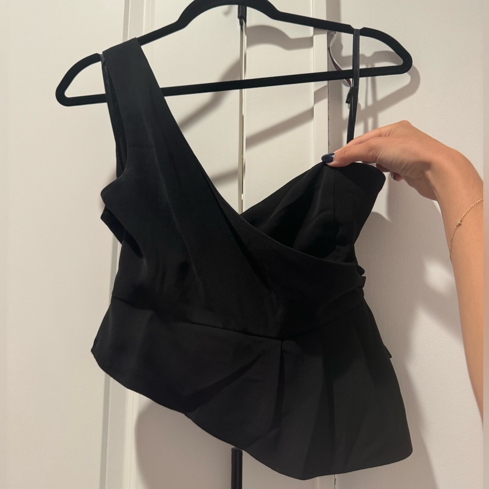 Superdown one shoulder black top - Size Small